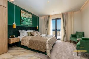 Postel nebo postele na pokoji v ubytování Hotel Vila Hedonija + 37 fotografií