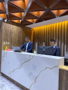 Hóspedes ficando em EL ALAMO, EJECUTIVO Y SPA