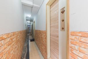 Gambar di galeri bagi Urbanview Hotel Anggrek Puncak by RedDoorz di Cianjur