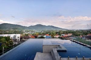 En generel udsigt til bjerge eller udsigt til bjerge taget fra lejligheden