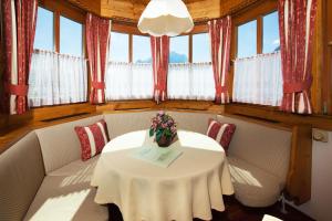 Fotografie z fotogalerie ubytování Hotel-Gasthof Nutzkaser v destinaci Ramsau
