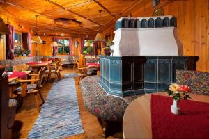 Posezení v ubytování Hotel-Gasthof Nutzkaser