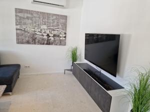 Μια τηλεόραση ή/και κέντρο ψυχαγωγίας στο Villa Lidija ZadarVillas