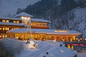 Hotel Bergkristall talvel