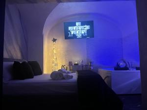 TV a/nebo společenská místnost v ubytování Suite Vico li cuti