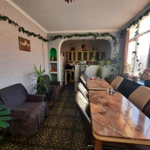 A seating area at GIO-NIKA