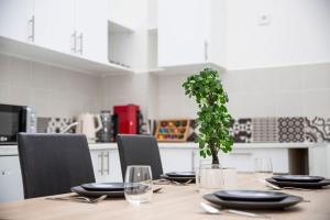 Køkken eller tekøkken på Splendide grand 3 pièces proche de Paris + 16 billeder