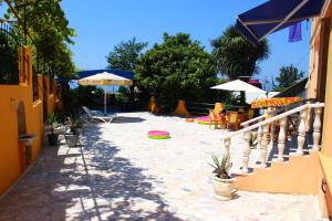 Zahrada ubytování Guest House Lazika