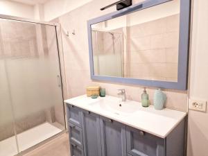a bathroom with a sink and a shower at Julia's home Garachico center in Garachico