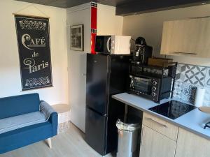 Dapur atau dapur kecil di Bel appartement cosy centre Veules-Les-Roses Parking privé WIFi