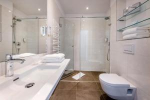 Kylpyhuone majoituspaikassa IMLAUER Hotel Nestroy Wien