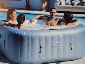 Φωτογραφία από το άλμπουμ του Villa AGAVA στο Ουμάγκ +44 φωτογραφίες