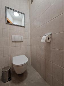 Kúpeľňa v ubytovaní Kachelofenwohnung Pölzleitner