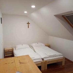 Postel nebo postele na pokoji v ubytování Beck Pince