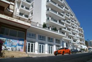 Gallery image of Apartments Flower Residence in Sarandë