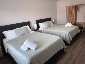 Postel nebo postele na pokoji v ubytování Perfect 4Bd with King Bed Vacation Home