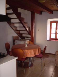 Posedenie v ubytovaní Old town Apartment