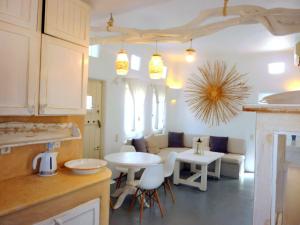 Kuchyňa alebo kuchynka v ubytovaní My Oasis Studios Mykonos