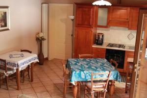 Кухня или мини-кухня в B&B Al Borgo
