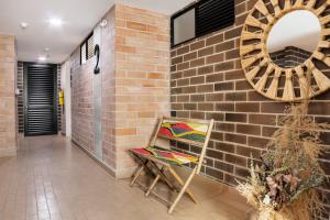 Nuotrauka iš apgyvendinimo įstaigos Origen Local Suites mieste Madeljinas galerijos