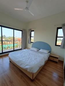 Postel nebo postele na pokoji v ubytování Coastal Paradise + 28 fotografií