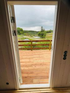 Photo de la galerie de l'établissement Stuga - Ulvereds Hjorthägn, à Laholm 20 autres photos