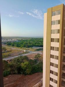 una vista desde el lateral de un edificio en Apartamento 2 habitaciones, en Barranquilla