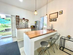 Gallery image of Departamento 2 habitaciones- Piscina, Botánico, BBQ, Terraza - THE GARDEN HOUSE in Pedro Vicente Maldonado +30 photos