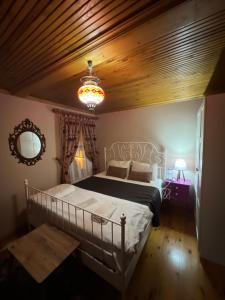 מיטה או מיטות בחדר ב-Lux sea view willas