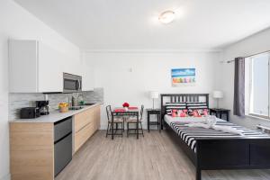 Kuchyň nebo kuchyňský kout v ubytování Lovely condo in Miami Beach + 12 fotografií