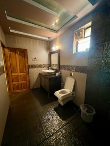 Koupelna v ubytování Fernandes Homestay- Amor + 8 fotografií