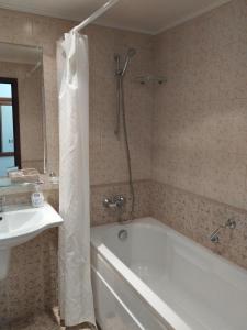 Et badeværelse på private apartments Emerald