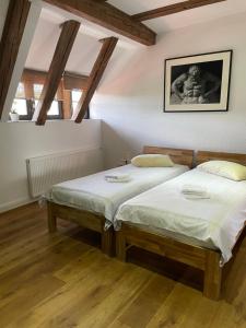 Photo de la galerie de l'établissement Gästezimmer an der Stadtmauer, à Besigheim