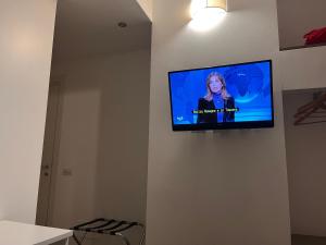 TV a/nebo společenská místnost v ubytování B&B Via Fontana Milano