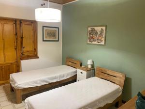 Giường trong phòng chung tại Villa Flora +54 ảnh