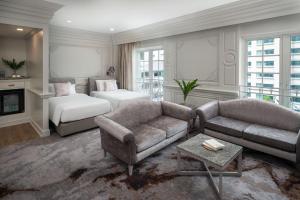 Posezení v ubytování Kingston Suites Bangkok + 37 fotografií