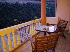 A balcony or terrace at Erodios Guesthouse