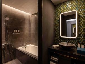 Bilik mandi di Mercure Tokyo Haneda Airport