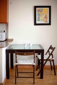 O bucătărie sau chicinetă la A studio-apartment in a newly built house.WIFI +12 fotografii