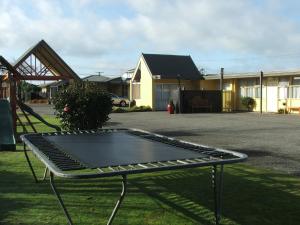Stolní tenis v ubytování Mount View Motel Hawera nebo okolí