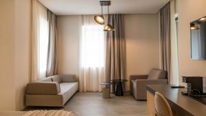Posezení v ubytování Alissachni SeaSide Hotel