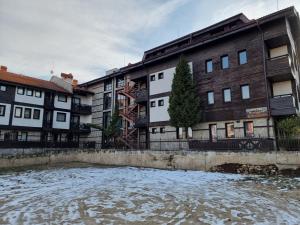 The building in which Az apartmant is located