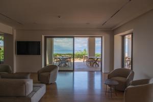 Posezení v ubytování Alissachni SeaSide Hotel