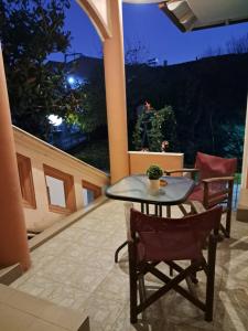 A balcony or terrace at Erodios Guesthouse