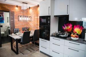Apartments in Bukowina的厨房或小厨房