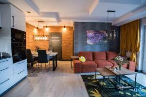 Apartments in Bukowina的休息区