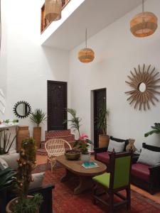 Posezení v ubytování Luxury Riad Mounia