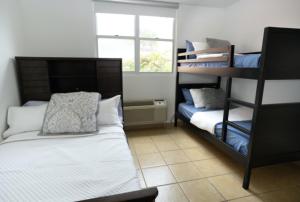 Postel nebo postele na pokoji v ubytování Luxury Apartment with Ocean Views