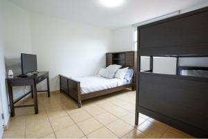 Postel nebo postele na pokoji v ubytování Luxury Apartment with Ocean Views