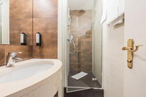 Koupelna v ubytování Biohotel Leutascherhof